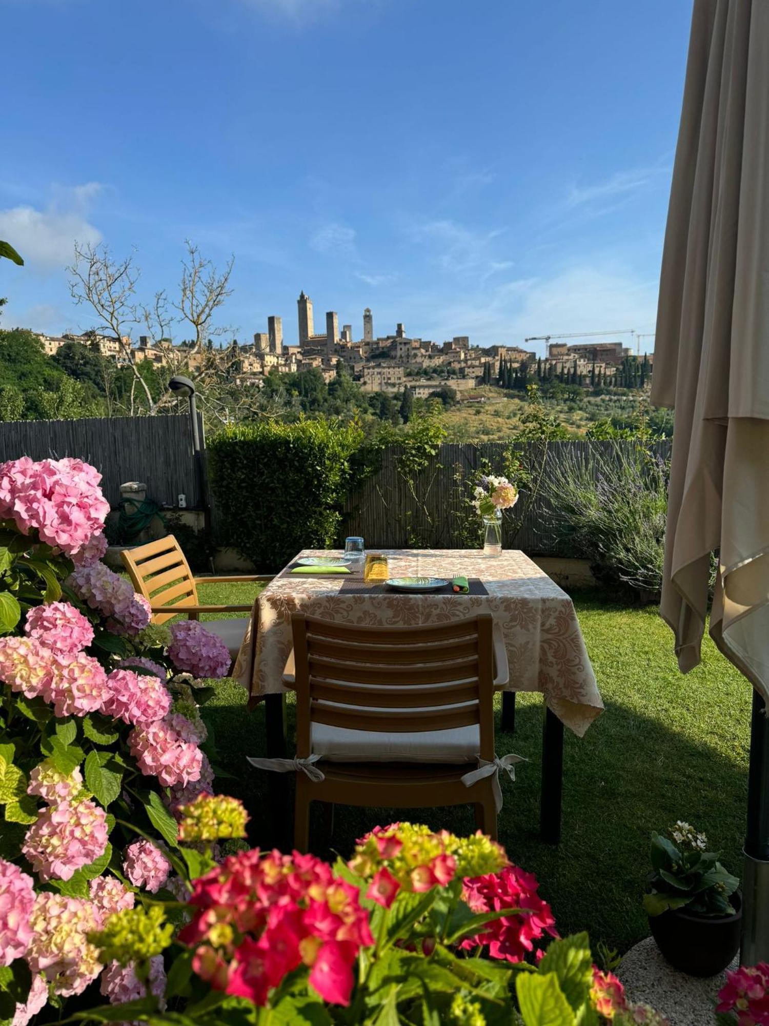 B&B Il Fienile San Gimignano Exterior foto