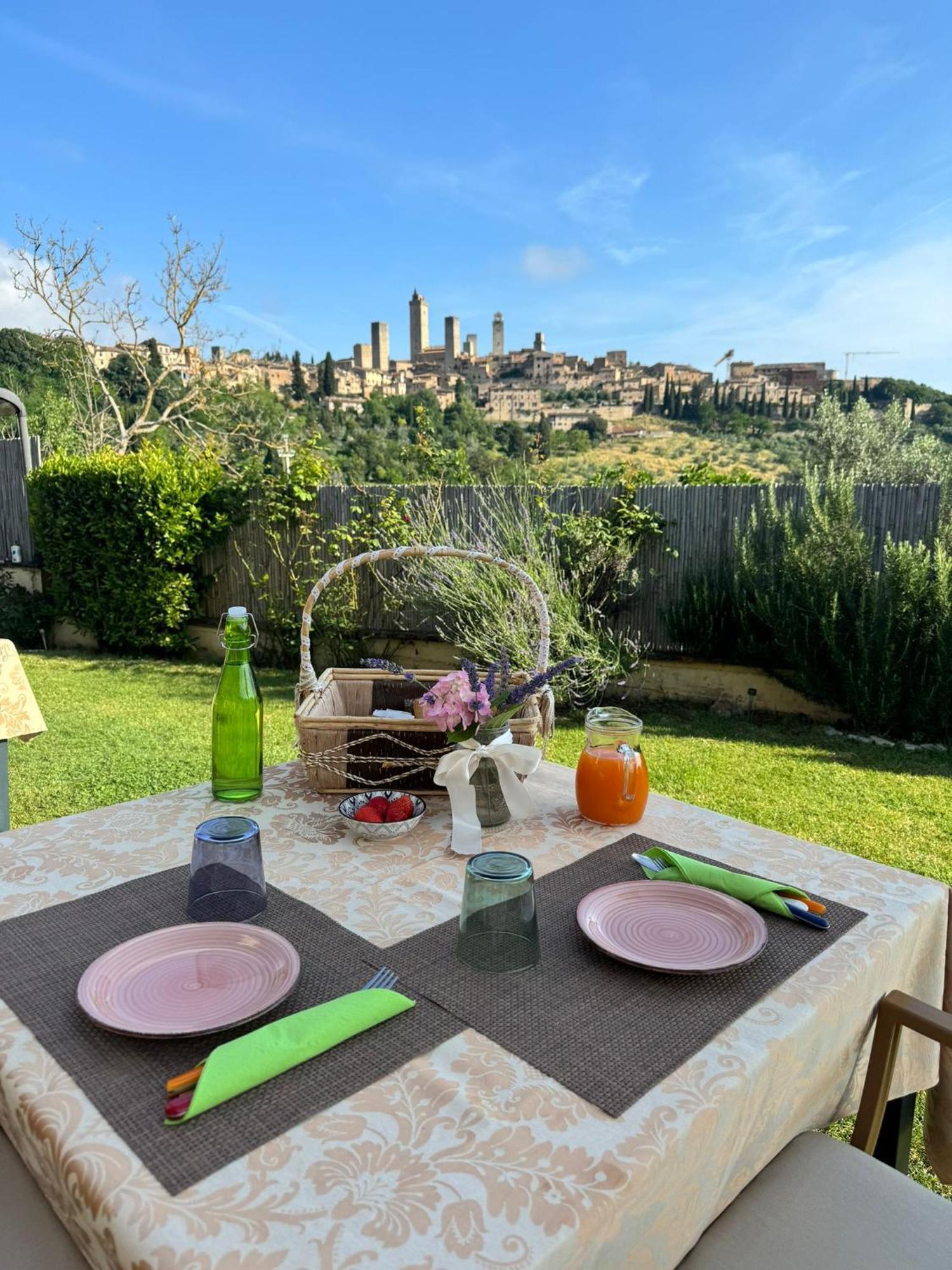 B&B Il Fienile San Gimignano Exterior foto