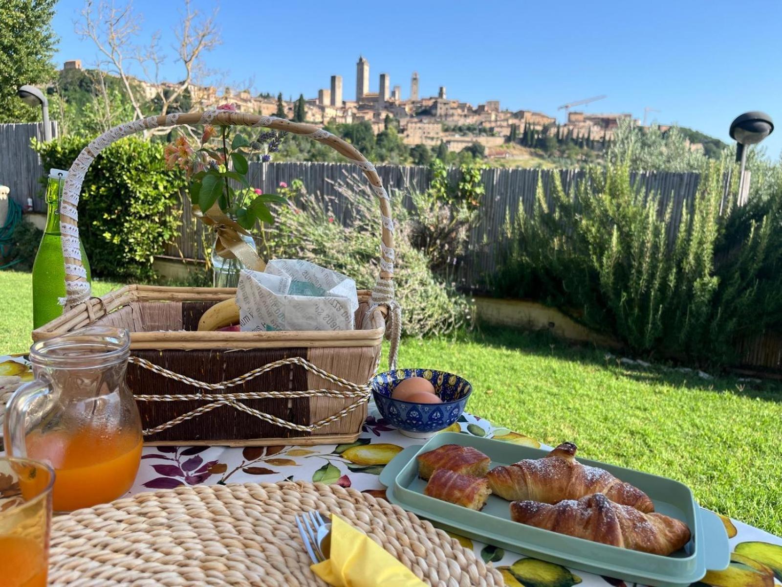 B&B Il Fienile San Gimignano Exterior foto